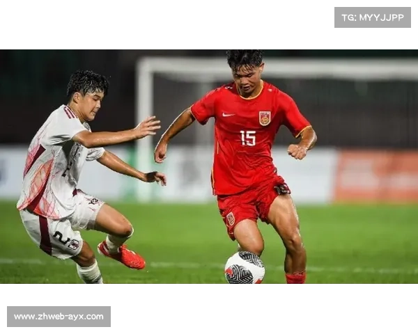 莫雷拉反越位推射，里昂4分钟后闪电扳平巴黎