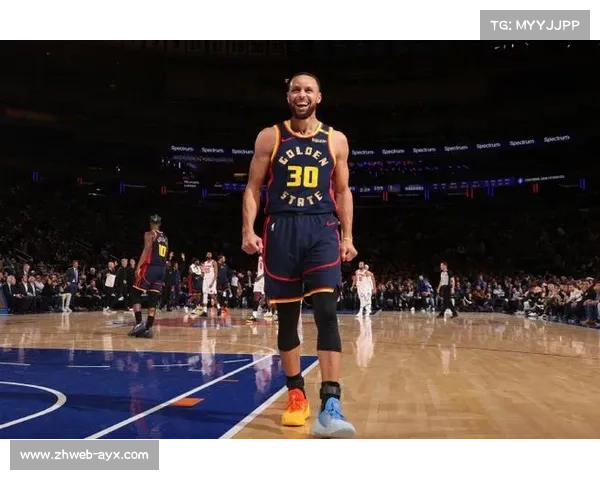 勇士主场对阵尼克斯，库里与布伦森展开后卫对决